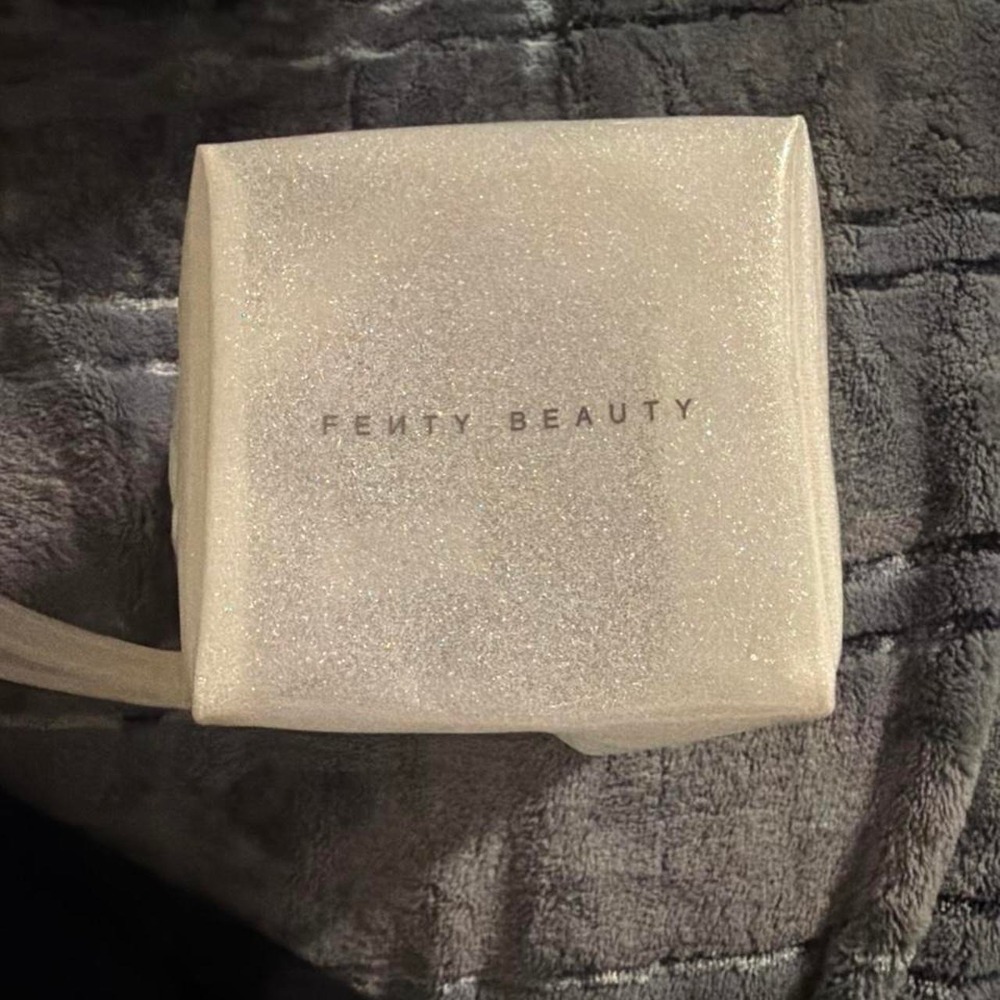 Fenty Beauty Makeup mini cube